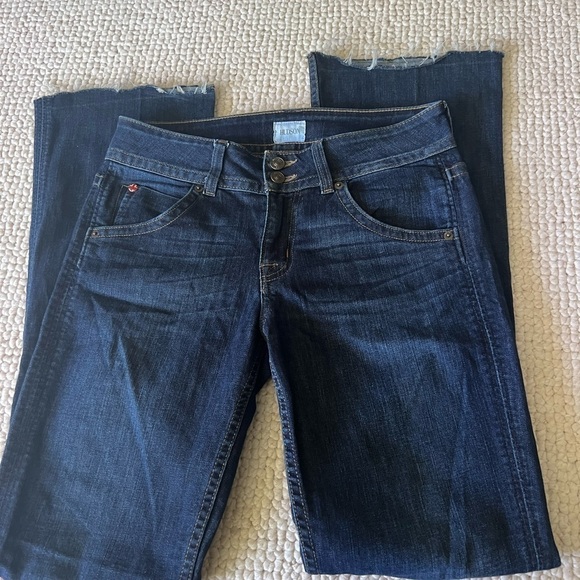 𝅺hudson denim jeans in dark blue color - straight to flare leg with frayed edge - Picture 4 of 7